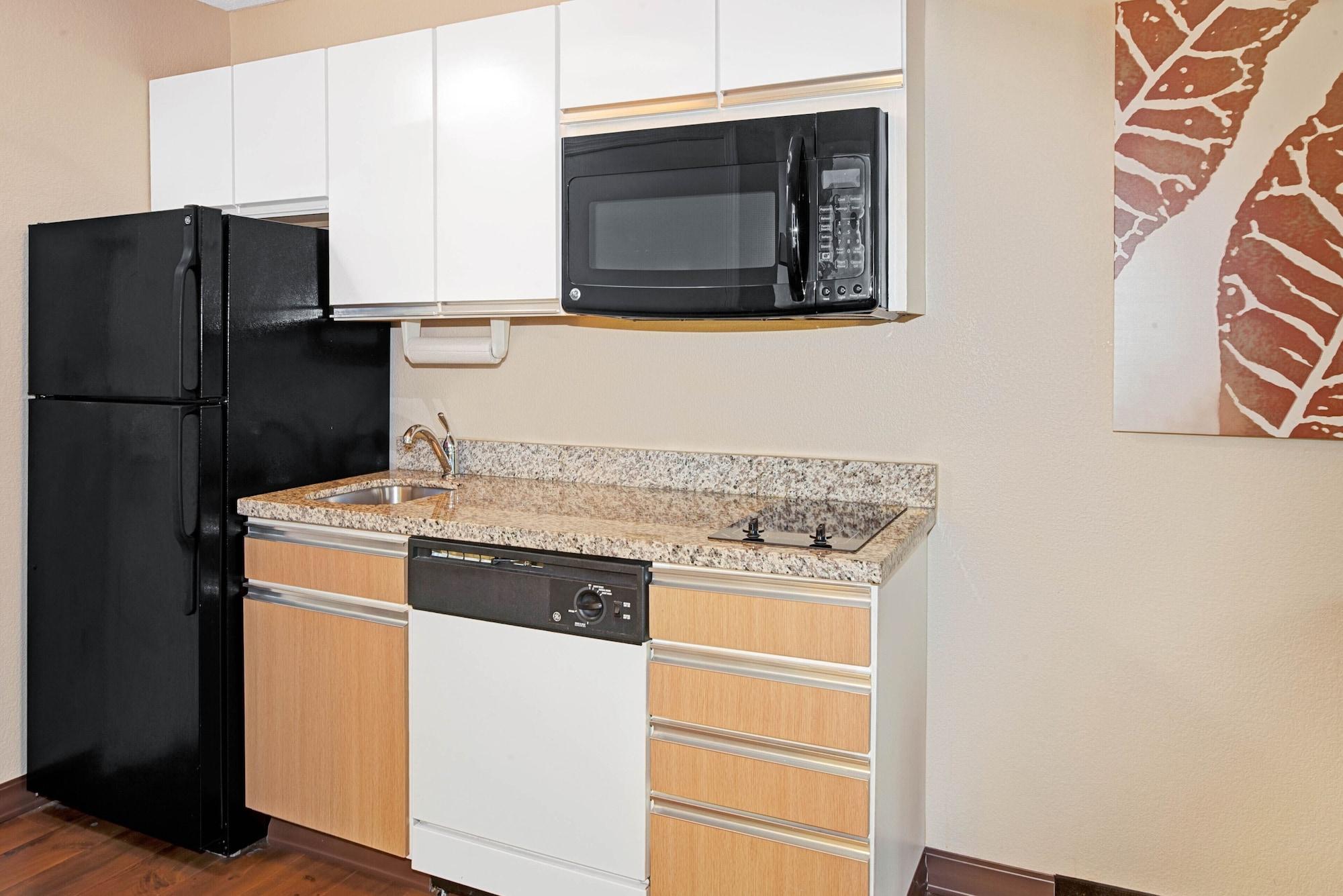Mainstay Denver Tech Center 3*
