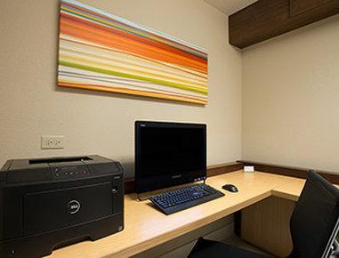 Mainstay Denver Tech Center 3*